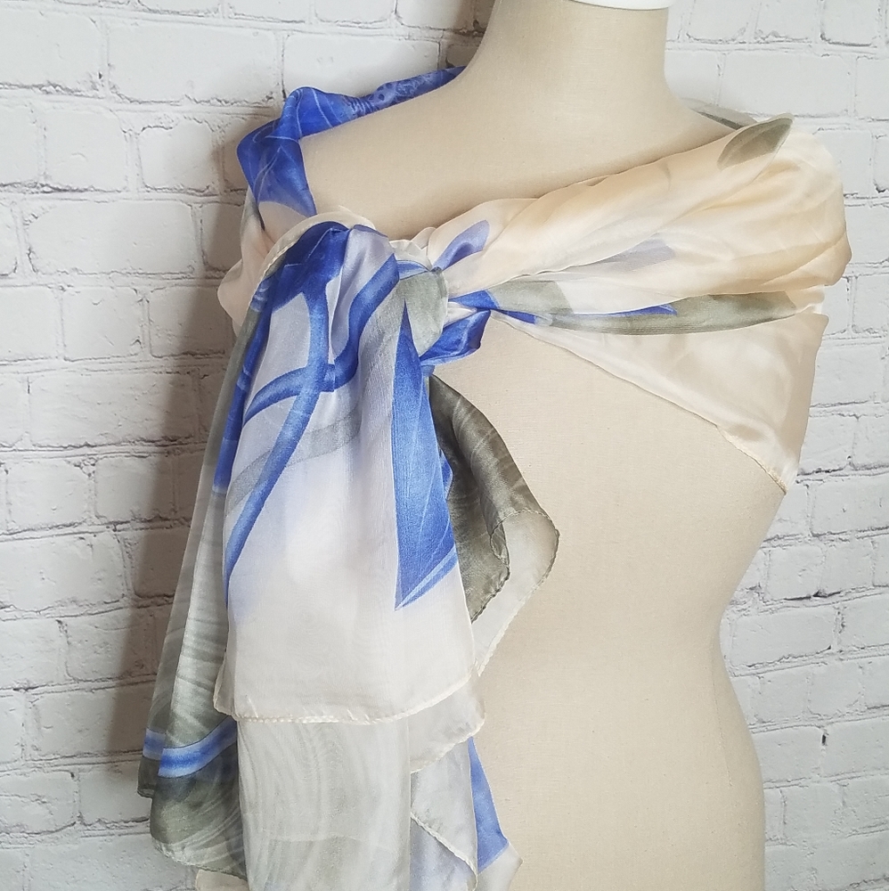 Scarf Blanket Floral NWT